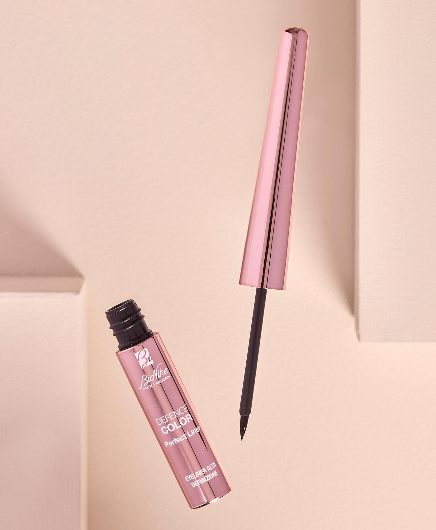 HIGH DEFINITION EYELINER thumbnail