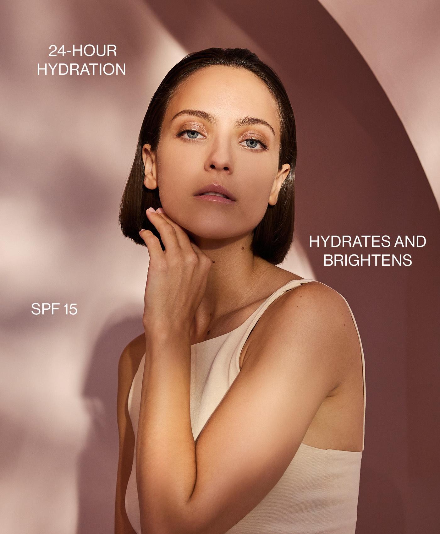 Hydra Glow Moisturizing Foundation
 thumbnail