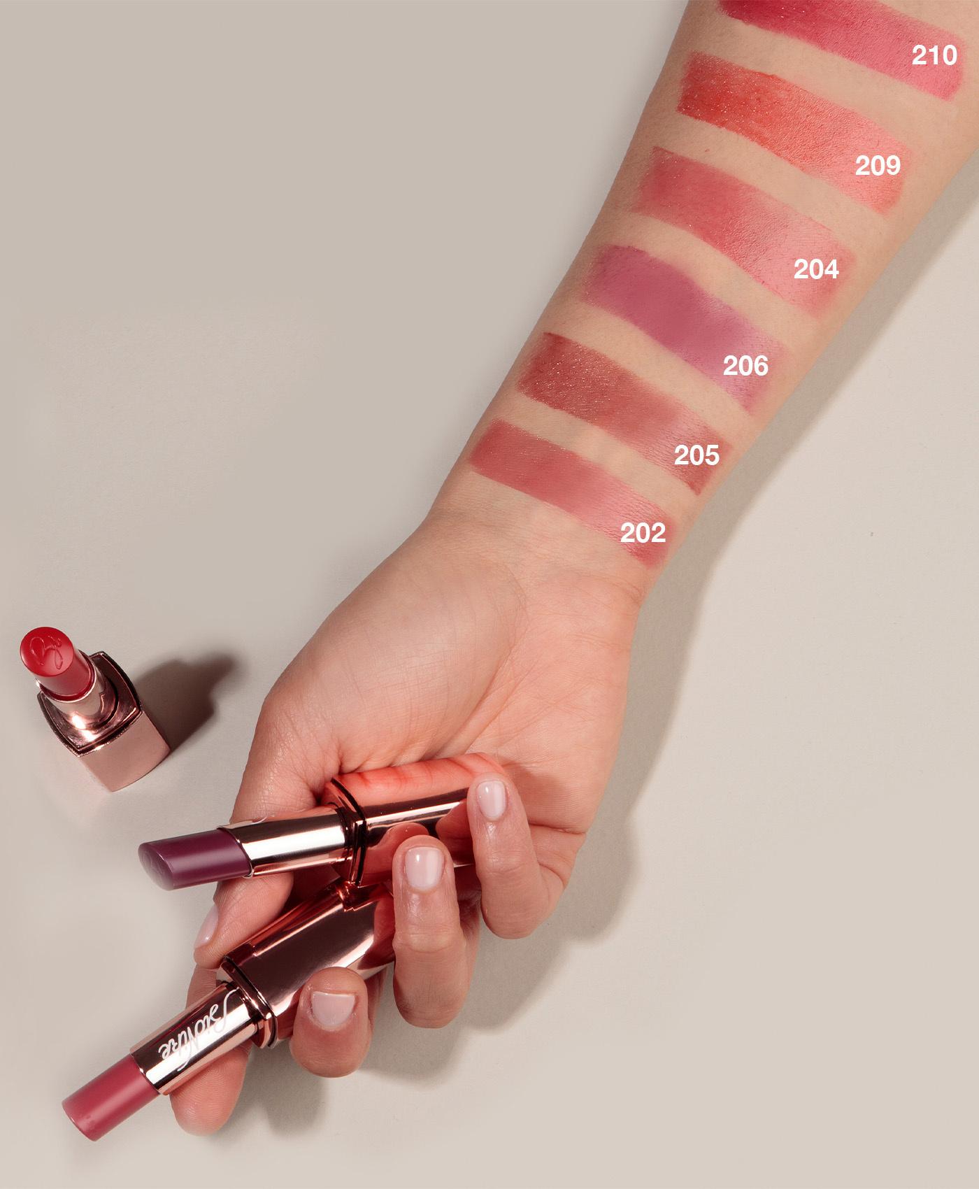 Glossy Lipstick